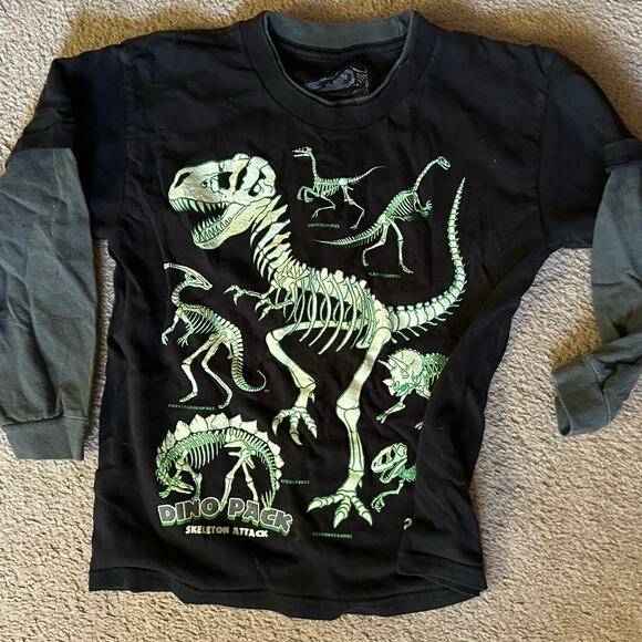 Glow Dinosaur Sz 7 Long Sleeve 100% Cotton T Shirt Boy Kid Black Night Fun light - Picture 1 of 6